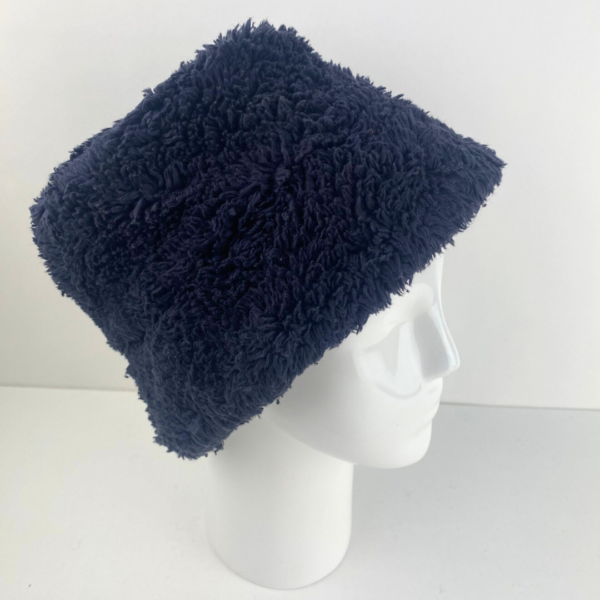 Grizas Bouclé Bucket Hat in Black Grape