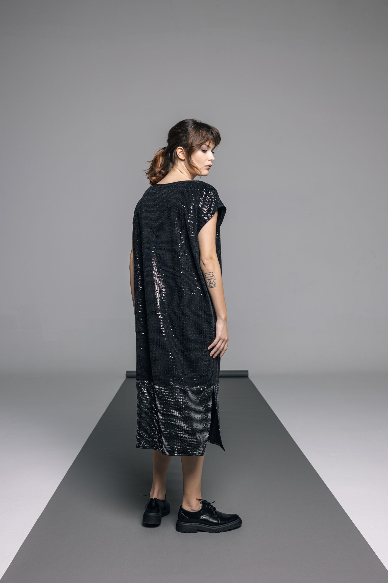 Igor Hobart Sequined Dress Black - Image 2
