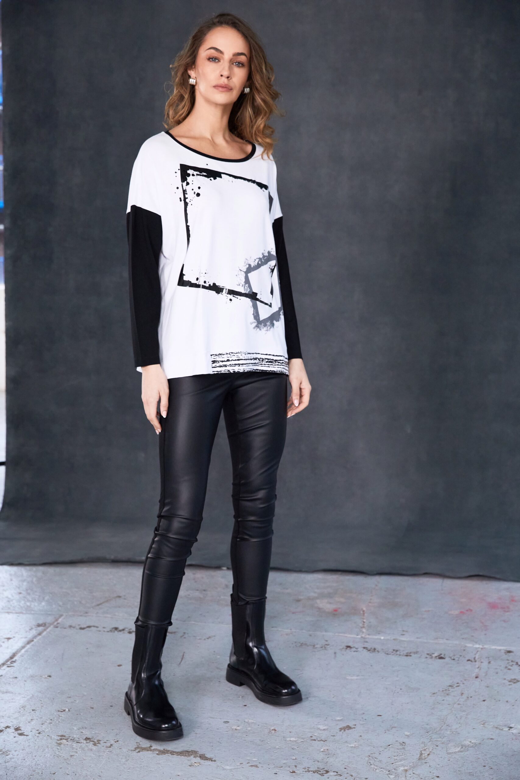 Naya Leatherette Legging In Black - Image 5