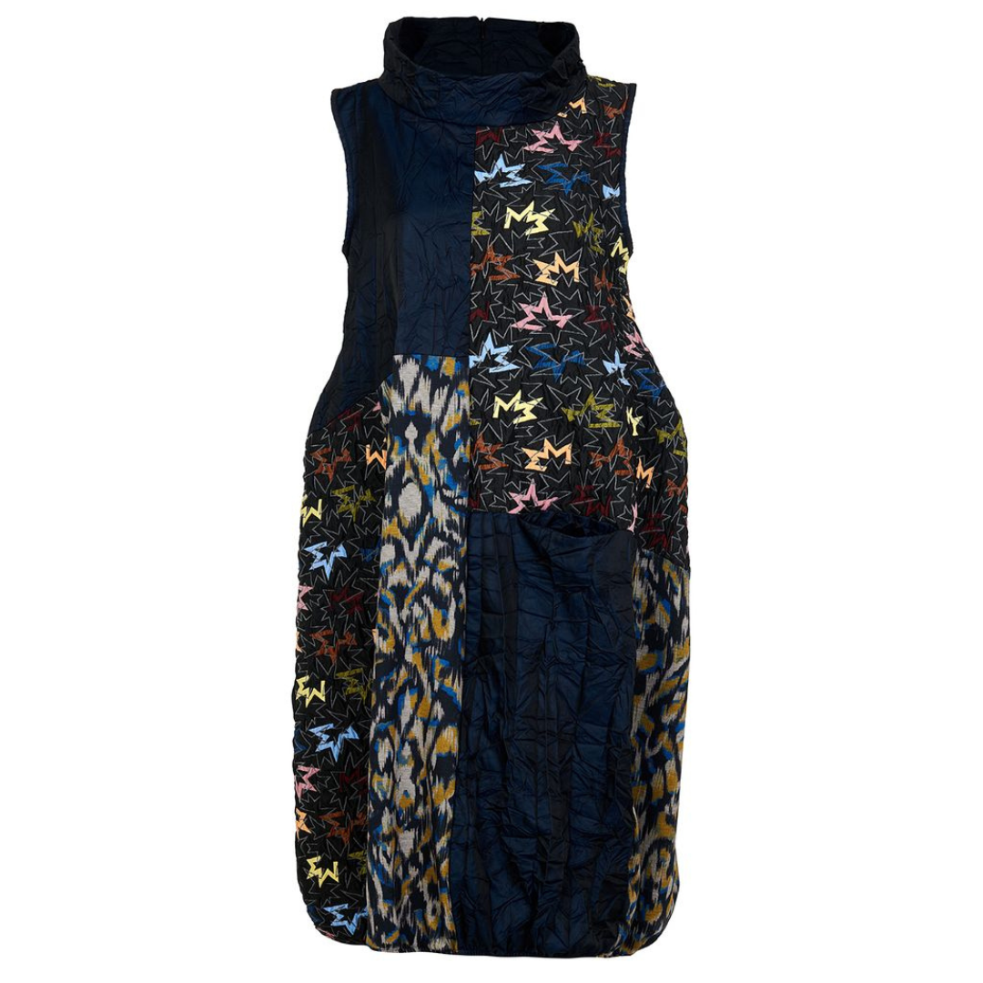 Kozan Sleeveless Dress in Star Pattern