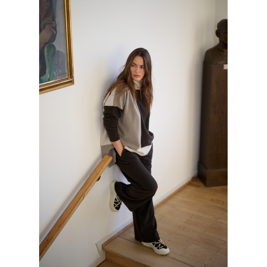 Henriette Steffensen Patch Sweater In Chocolate And Elephant - Image 4