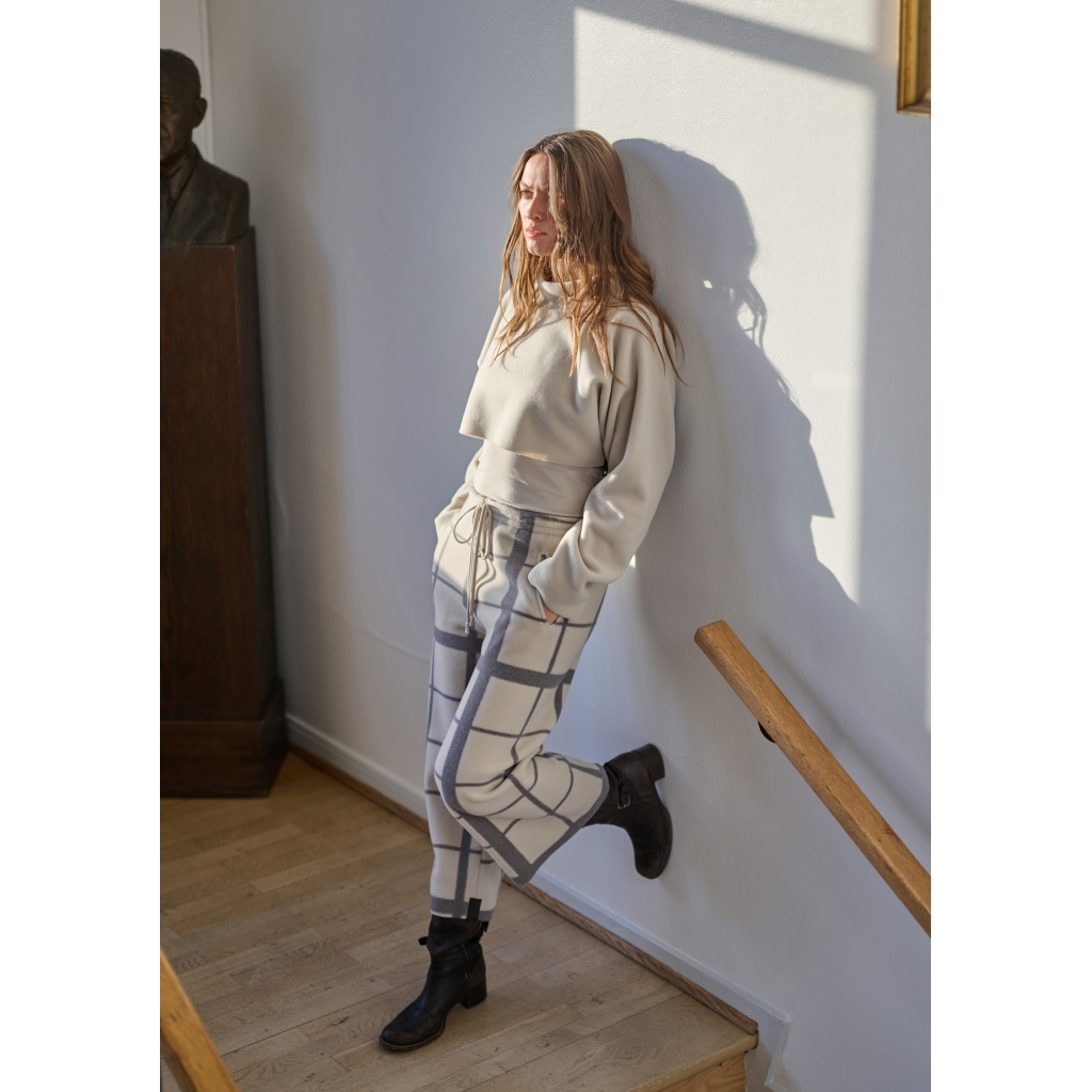 Henriette Steffensen 3/4 Length Trousers In Clan Print Kit - Image 4