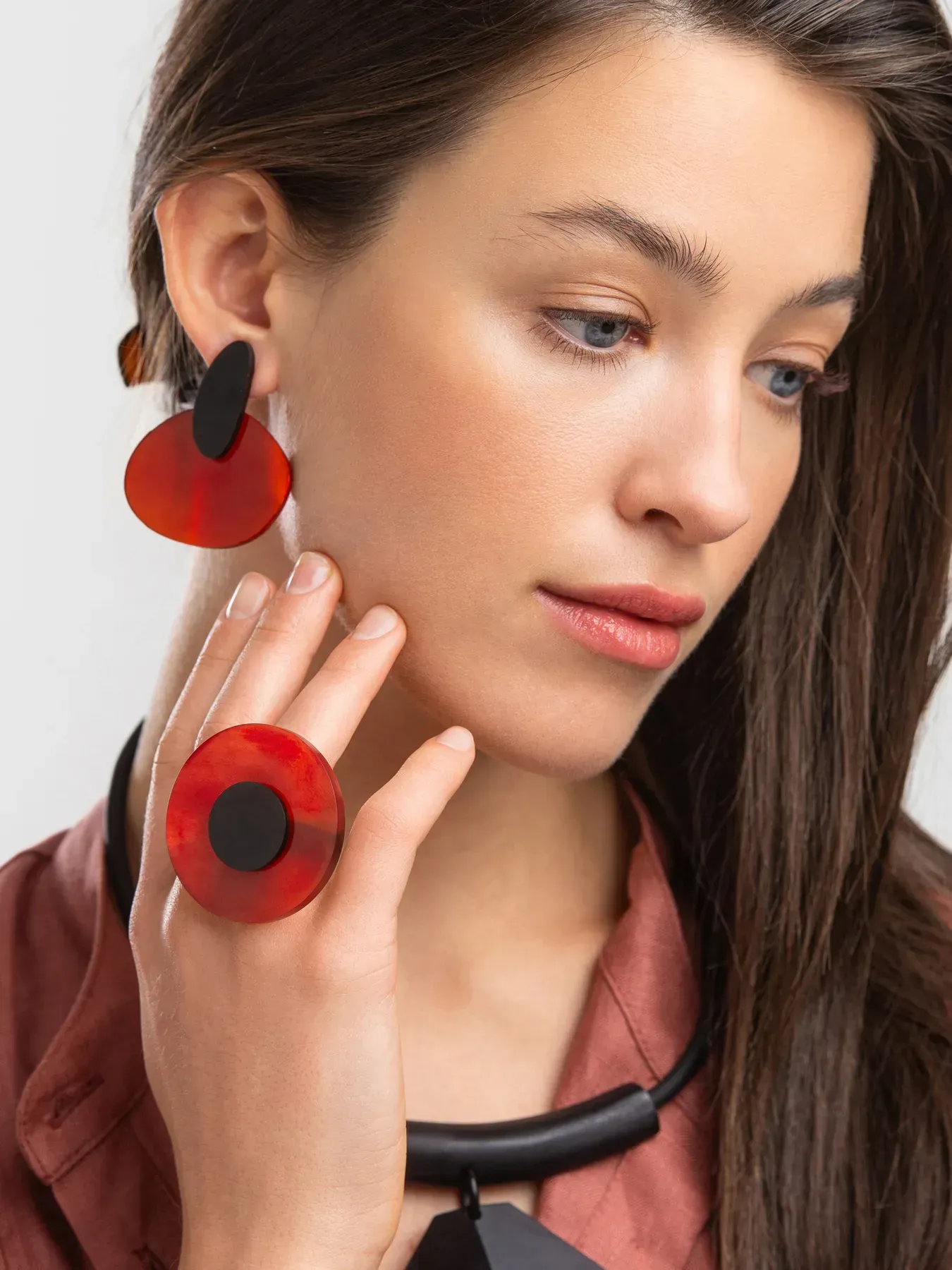 Indira Dyed Horn Ring Red - Image 3