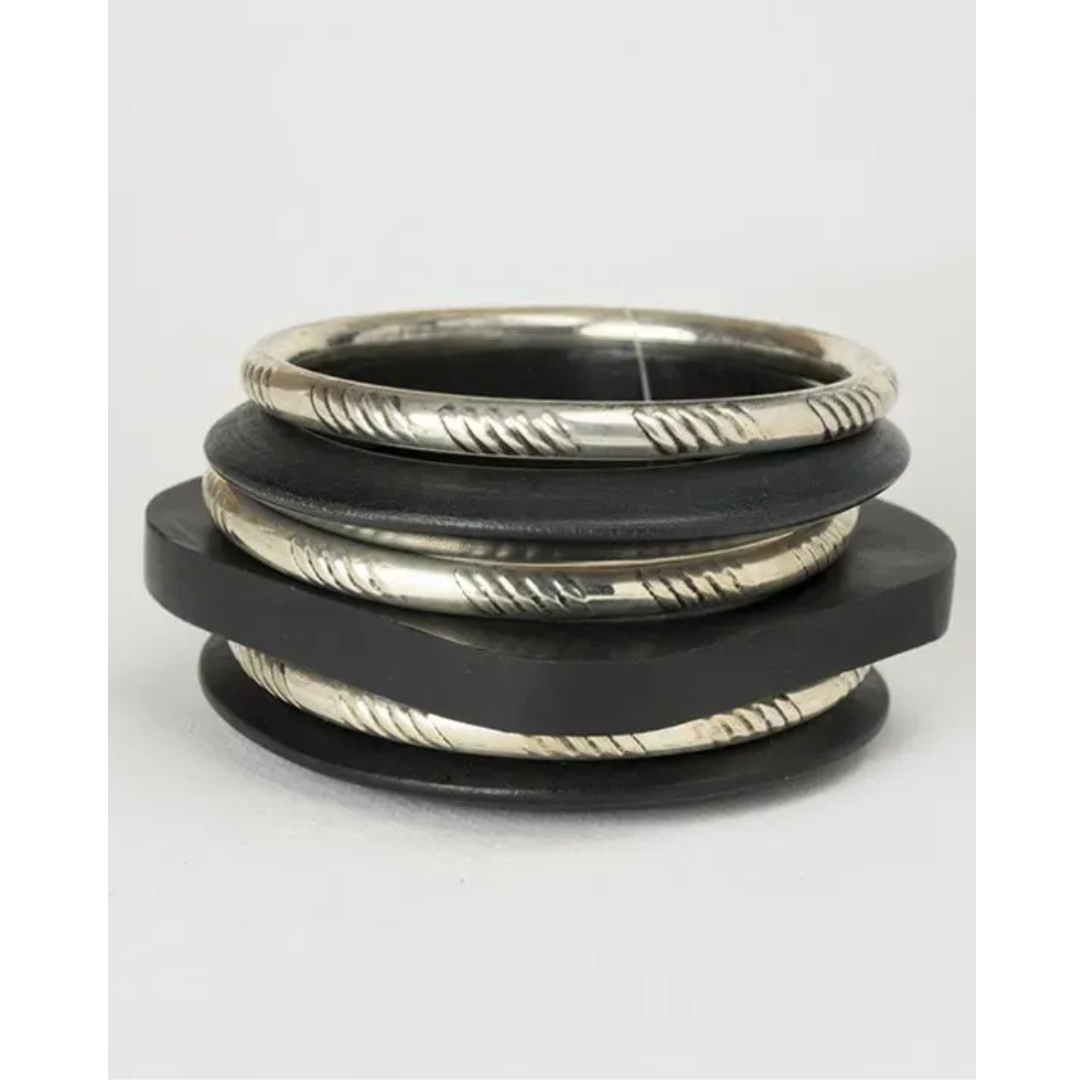 Indira Silver And Black Bangle Set