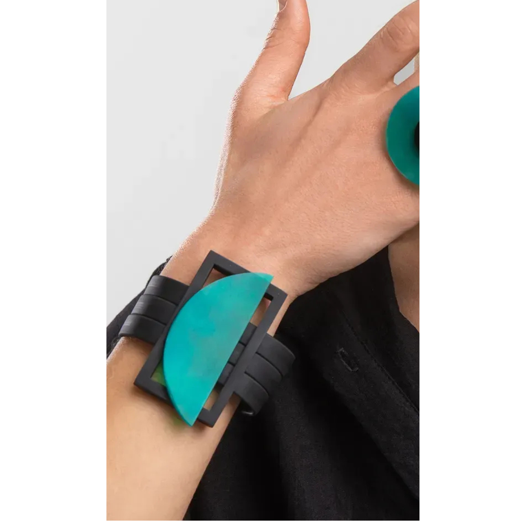 Indira Dyed Horn Bracelet Teal