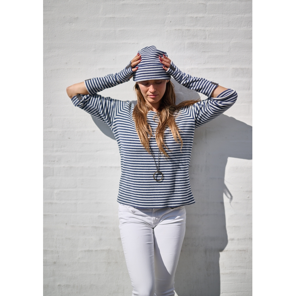 Henriette Steffensen Fleece Wrist Warmer in Denim/Kit - Image 2