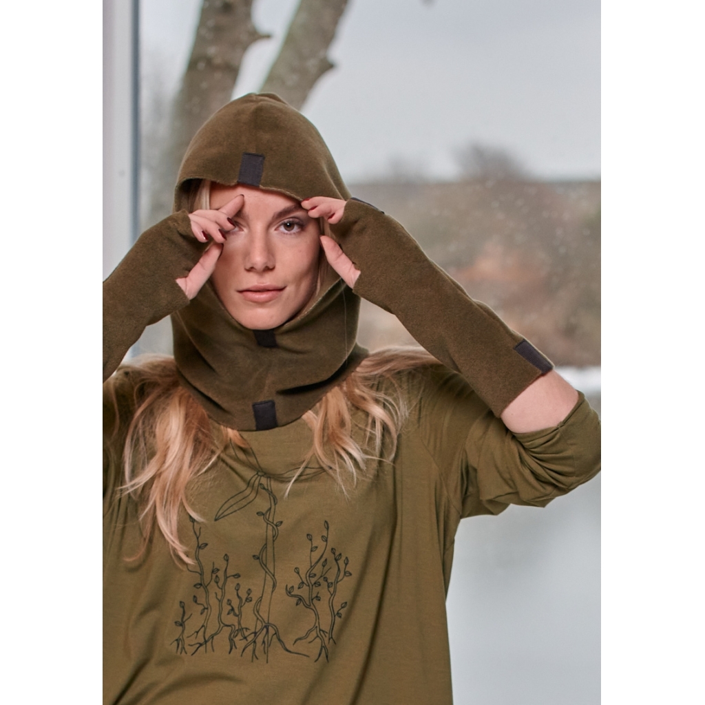 Henriette Steffensen Fleece Wrist Warmer in Moss - Image 5