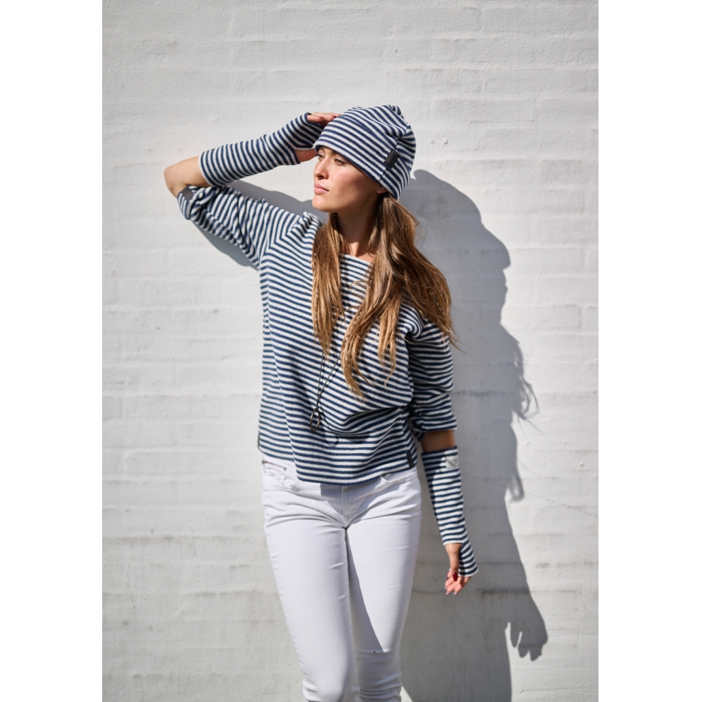 Henriette Steffensen Fleece Wrist Warmer in Denim/Kit - Image 3