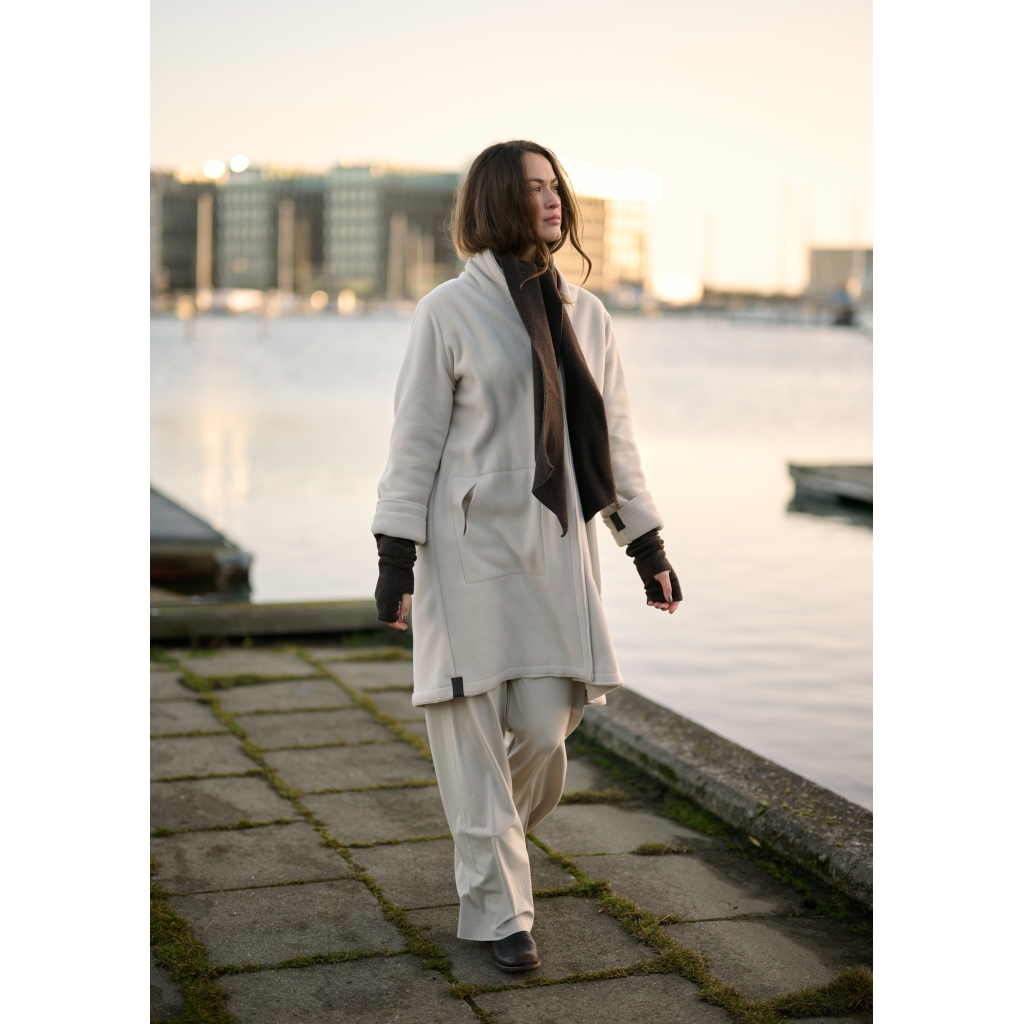 Henriette Steffensen Fleece Wrist Warmer in Chocolate - Image 3