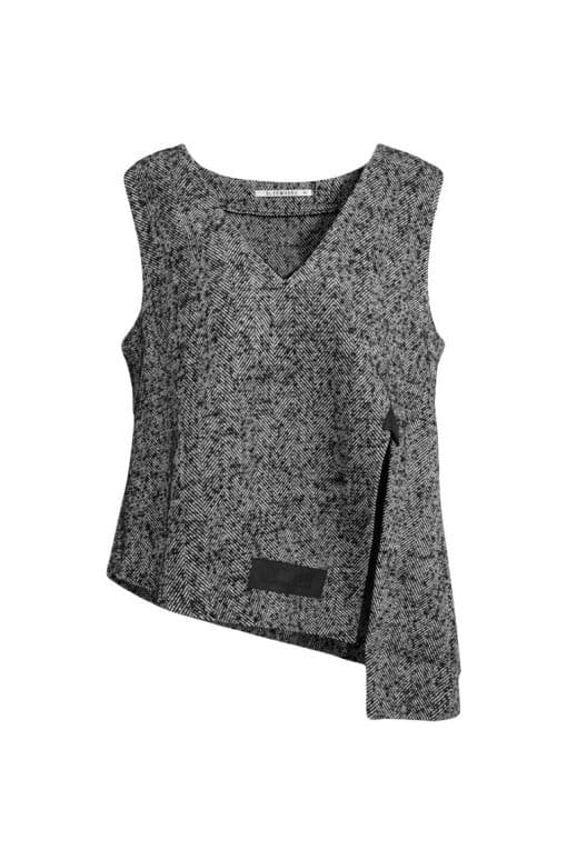 Elsewhere V Necked Spencer Top in Black - Image 3