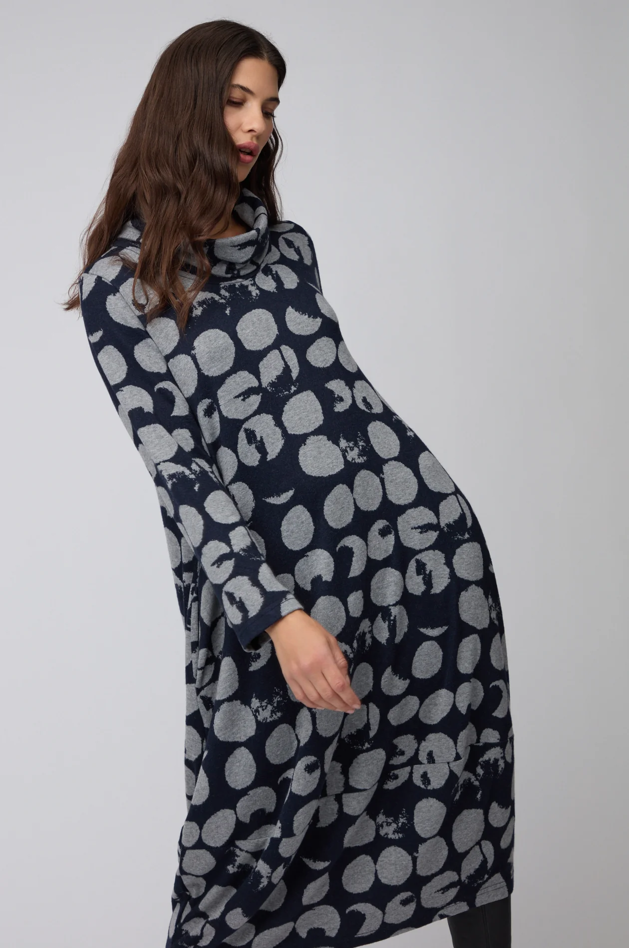 Sahara Textured Brushed Spot Jersey Bubble Dress In Night/Dove - Image 4