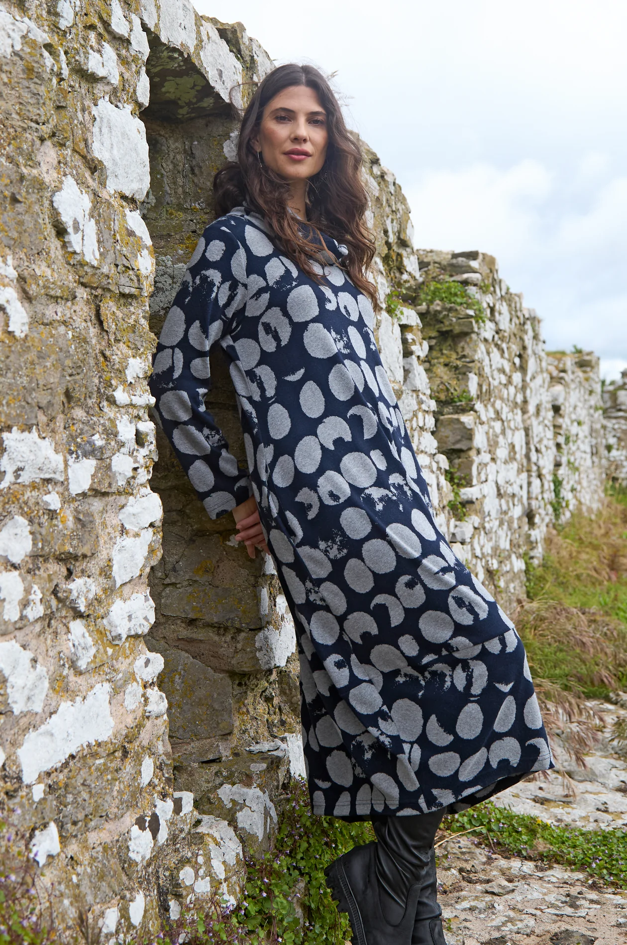 Sahara Textured Brushed Spot Jersey Bubble Dress In Night/Dove - Image 2