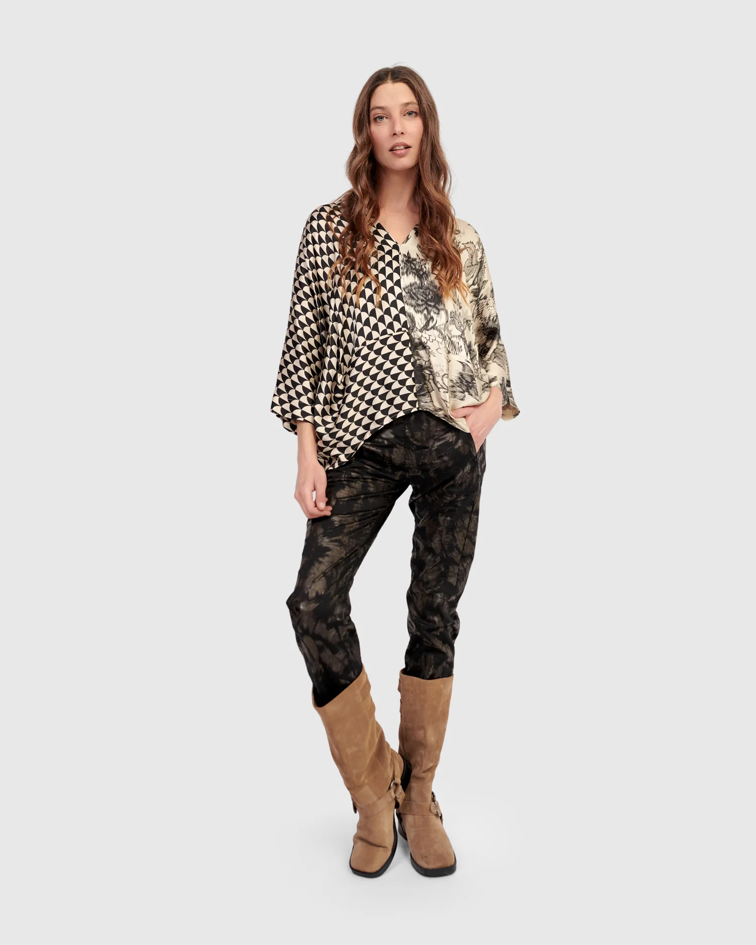 Alembika Black and Ivory Multi Print Top - Image 8