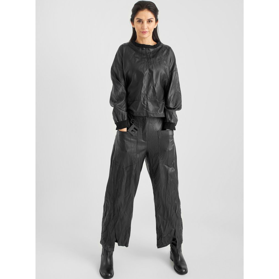 Elsewhere Round Shaped Trouser in Black