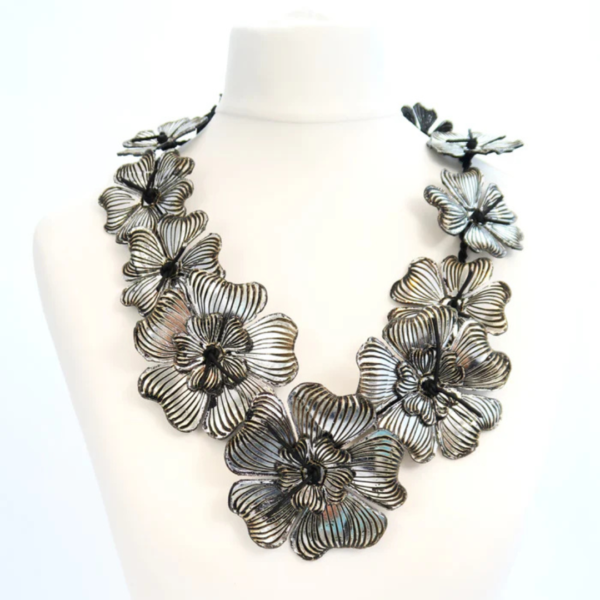 Jianhui Plumeria Flower Necklace Silver