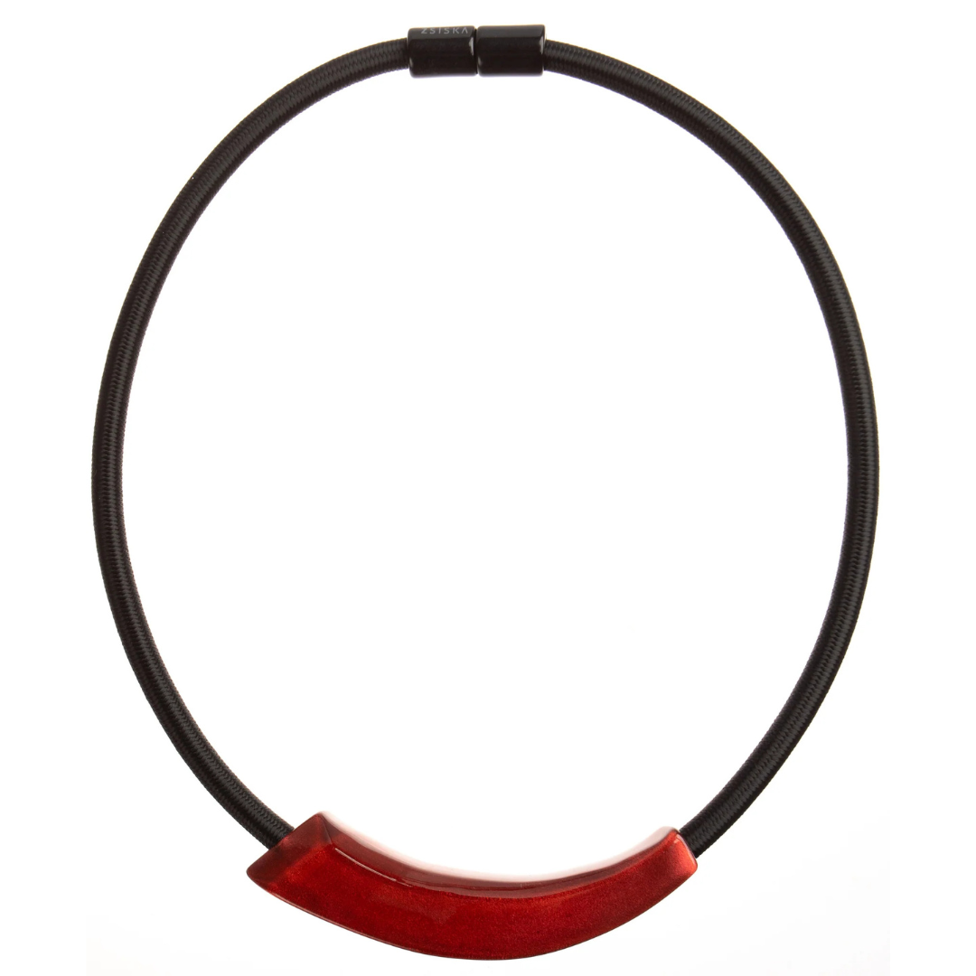 Zsiska Neckace Short Black Cord with Red Bar
