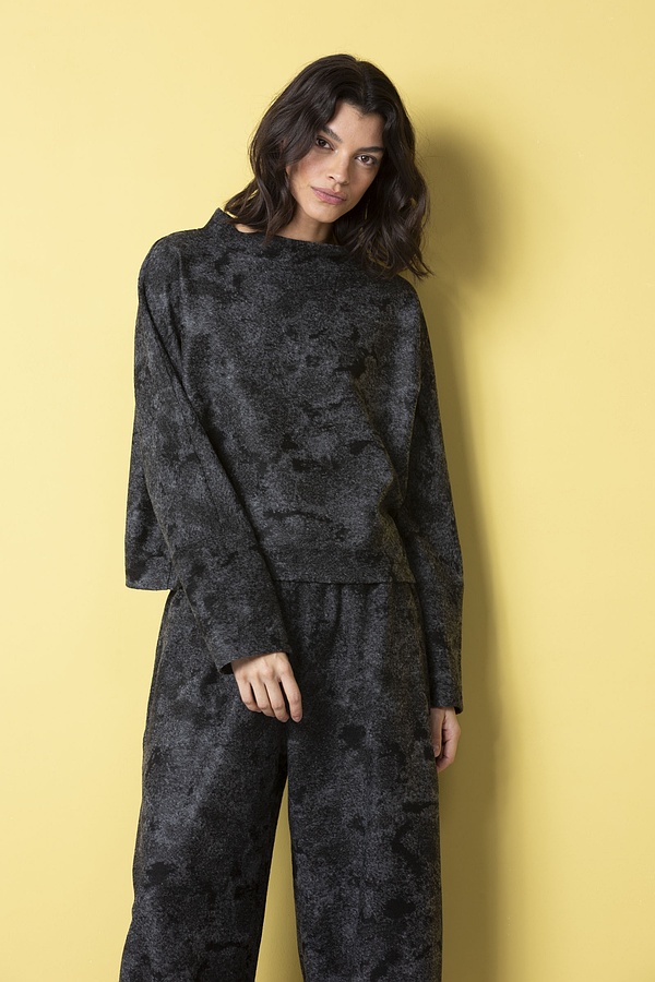 Oska Pullover 527 In Black - Image 2