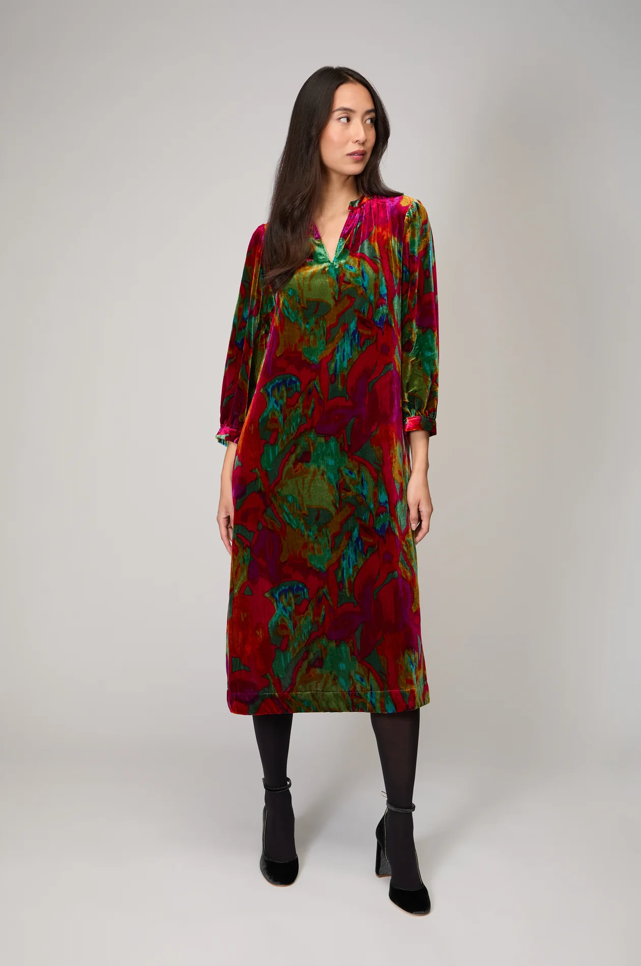 Sahara Velvet Blurred Botanicals Dress In Pink Multi - Image 3