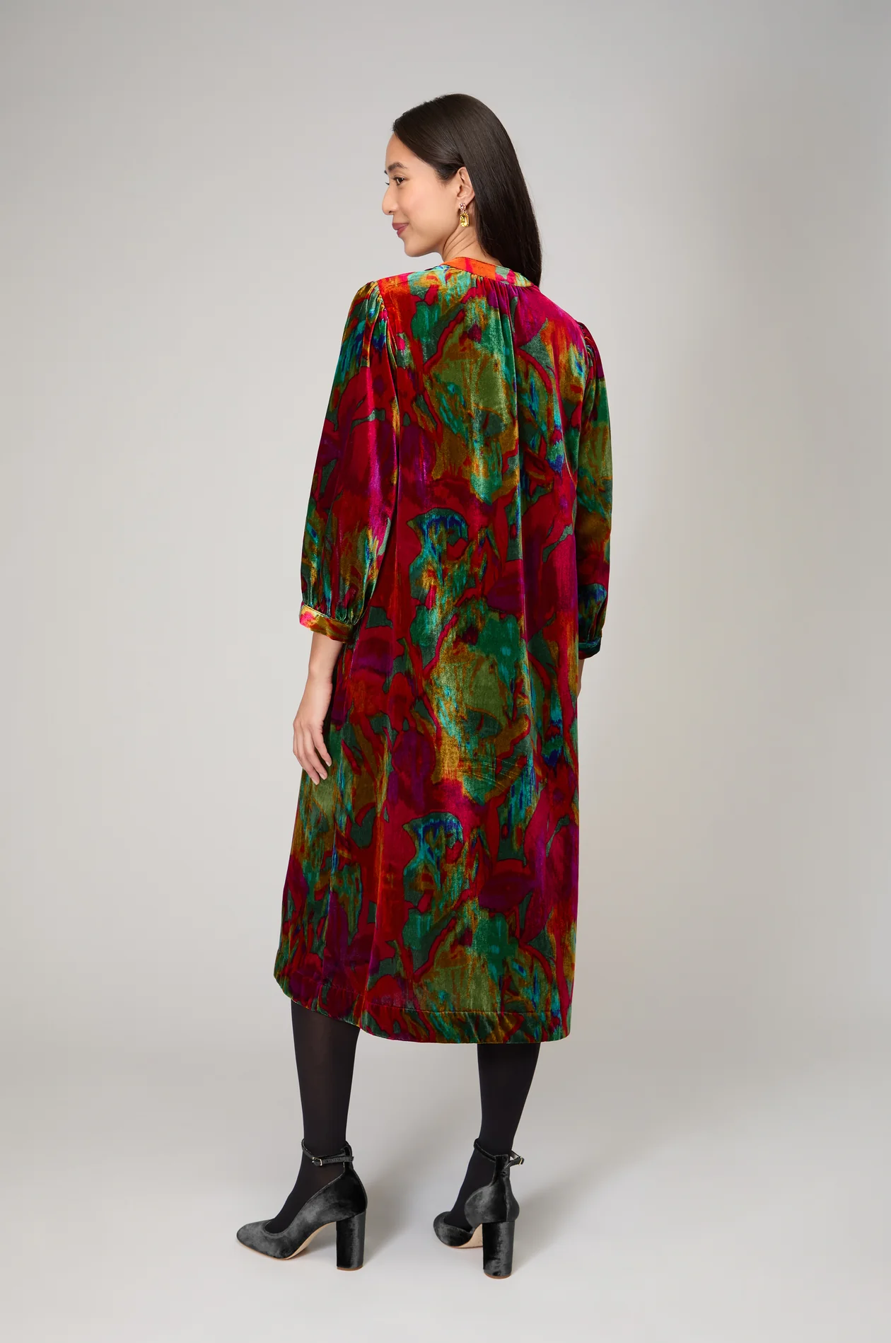 Sahara Velvet Blurred Botanicals Dress In Pink Multi - Image 6