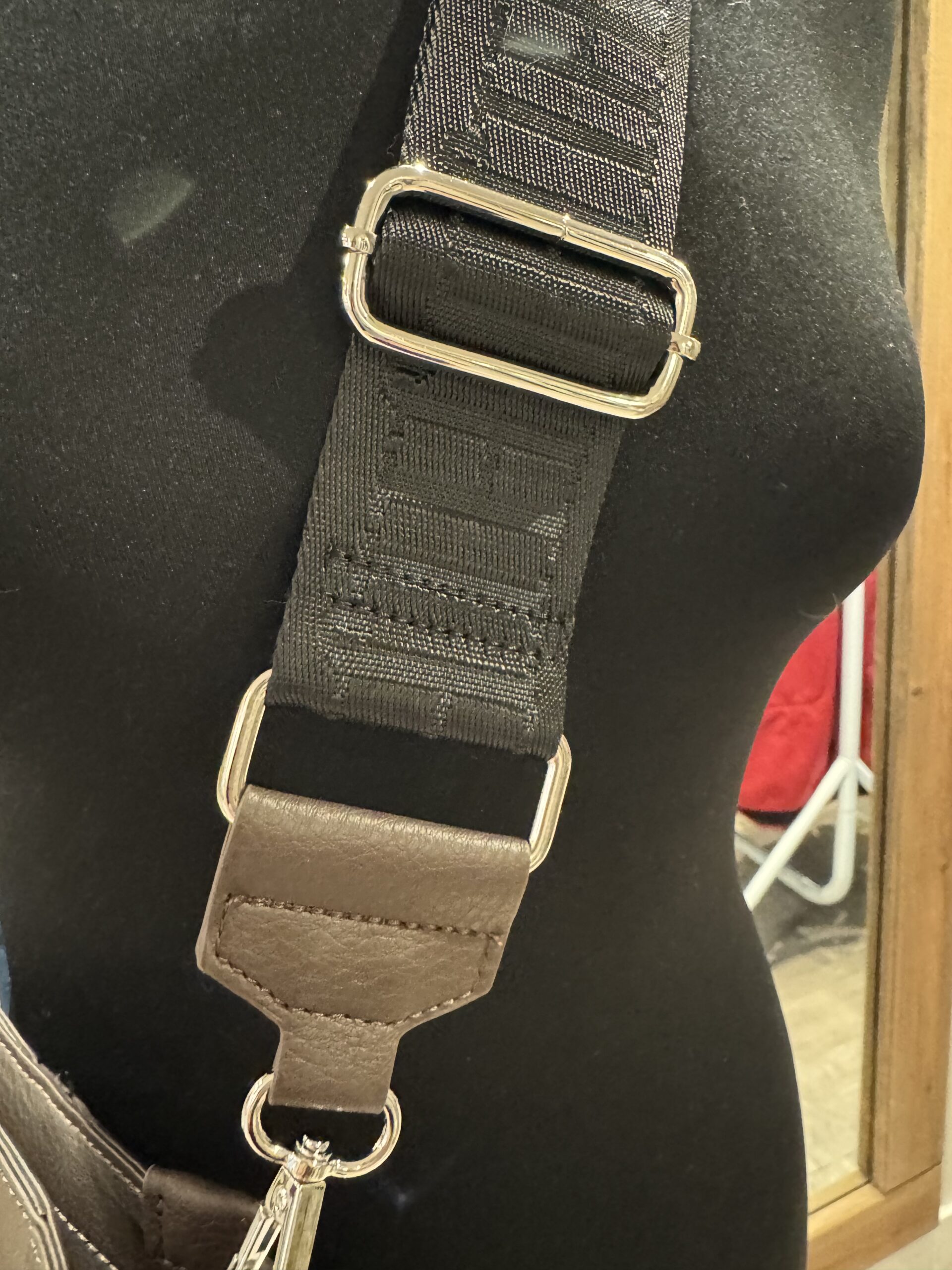 Ilse Jacobsen Chip13 Small Shoulder Bag In Chocolate Brown - Image 3