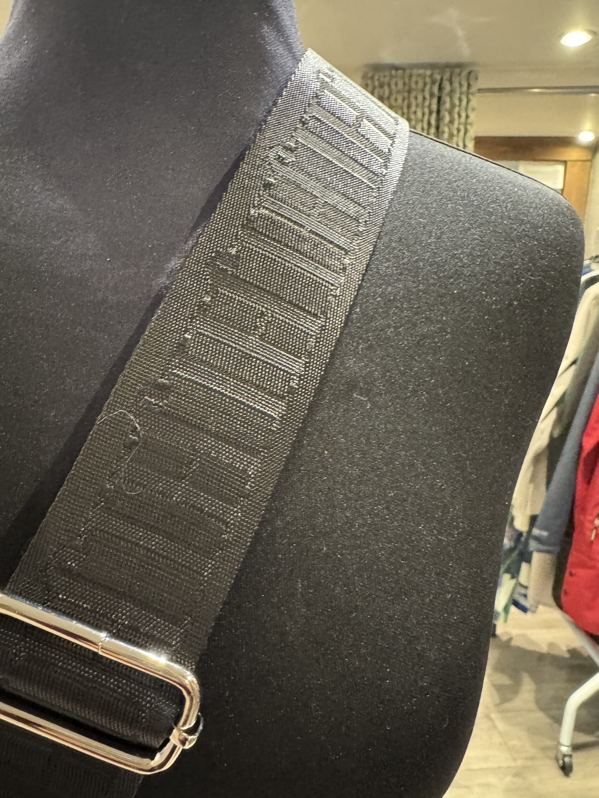 Ilse Jacobsen Chip13 Small Shoulder Bag In Chocolate Brown - Image 4