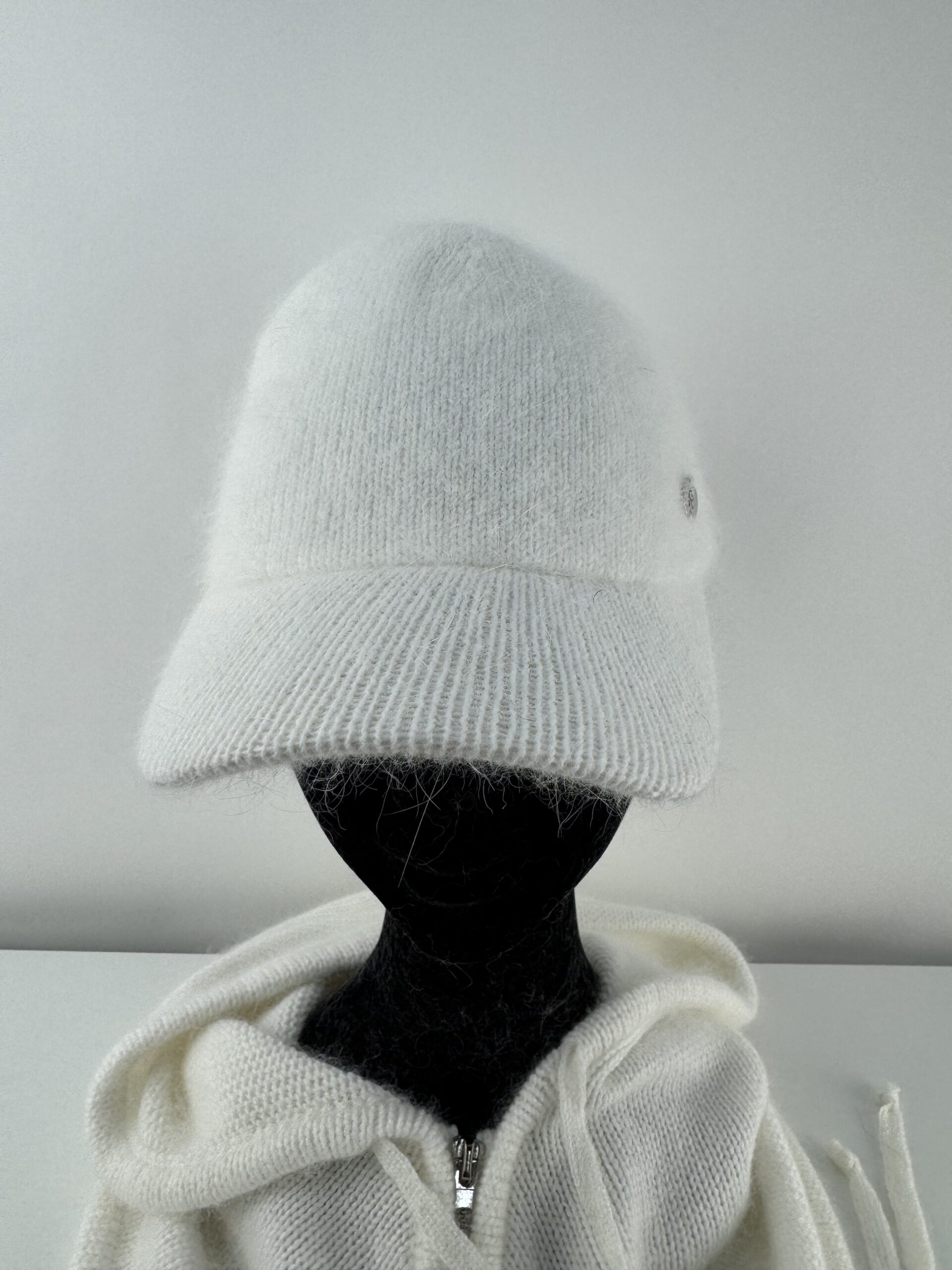 Rabionek Angora Mix Cap In Winter White - Image 2
