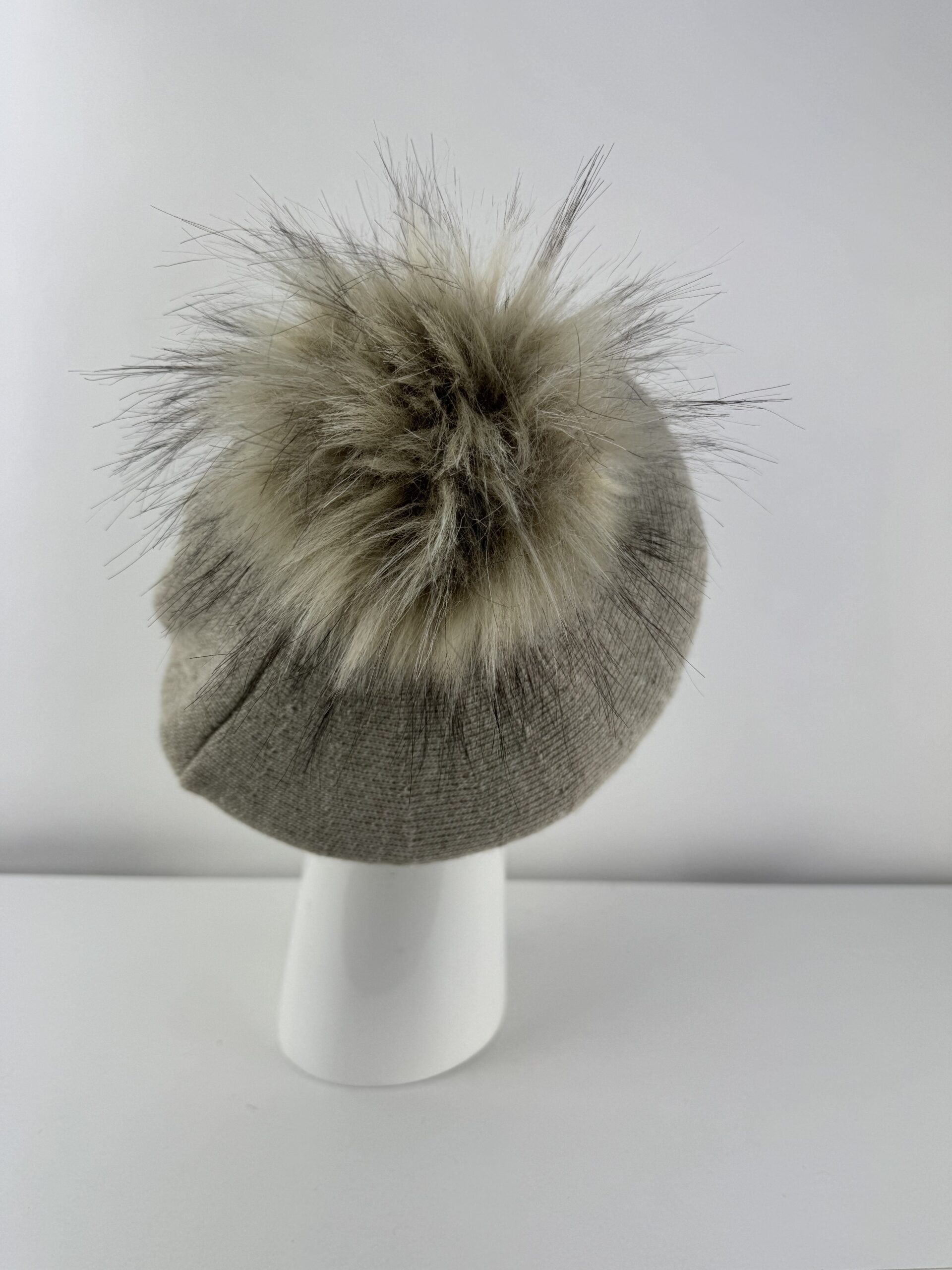 Rabionek Wool Beret With Pom Pom In Taupe - Image 3