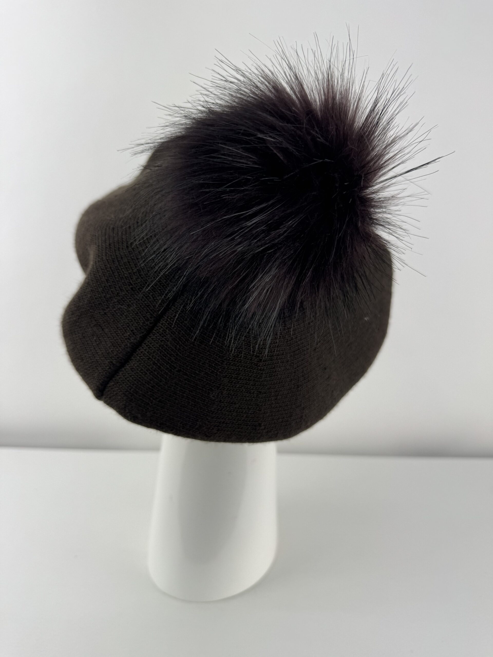 Rabionek Wool Beret With Pom Pom In Brown - Image 3