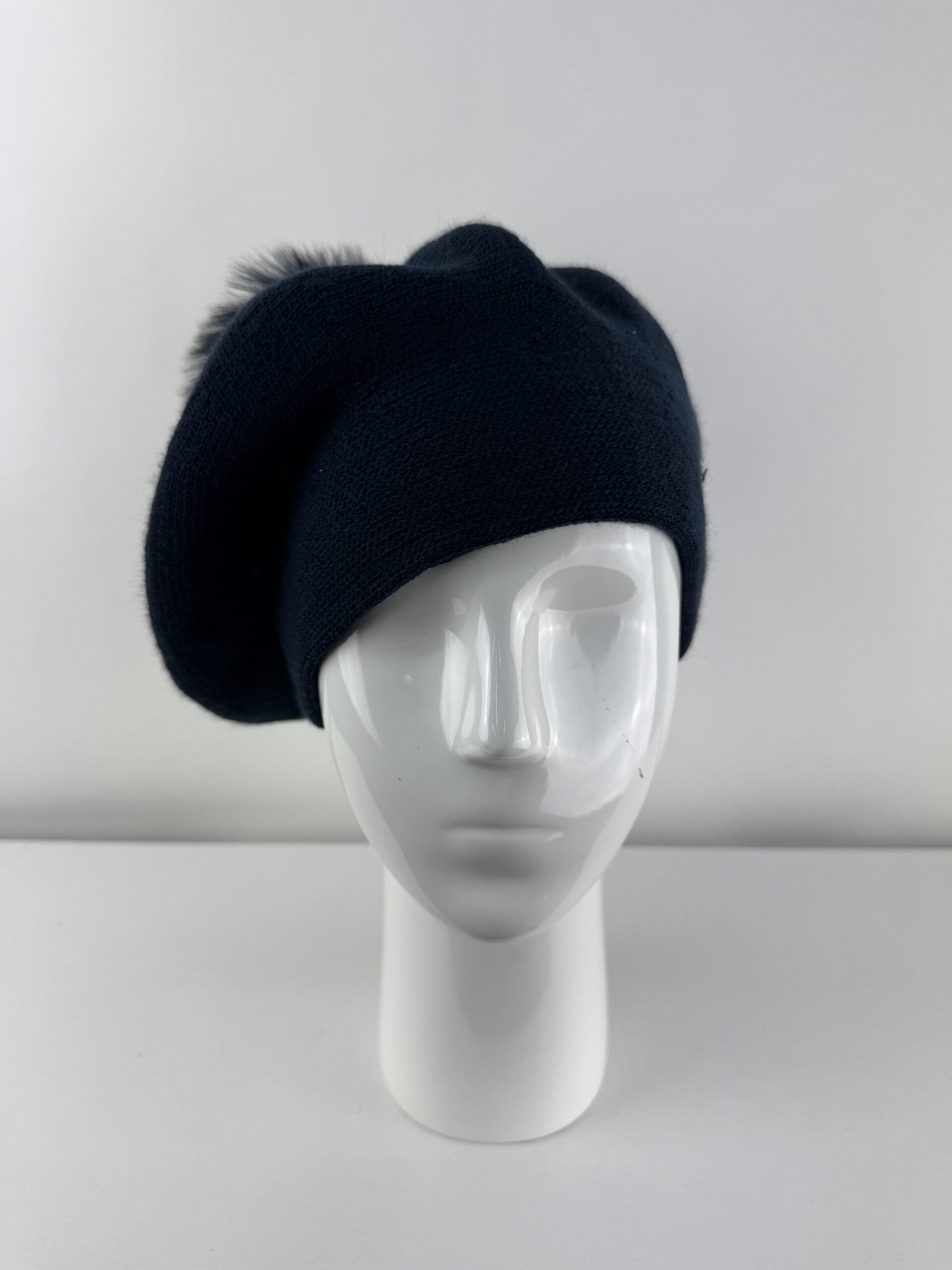 Rabionek Wool Beret With Pom Pom In Navy - Image 2