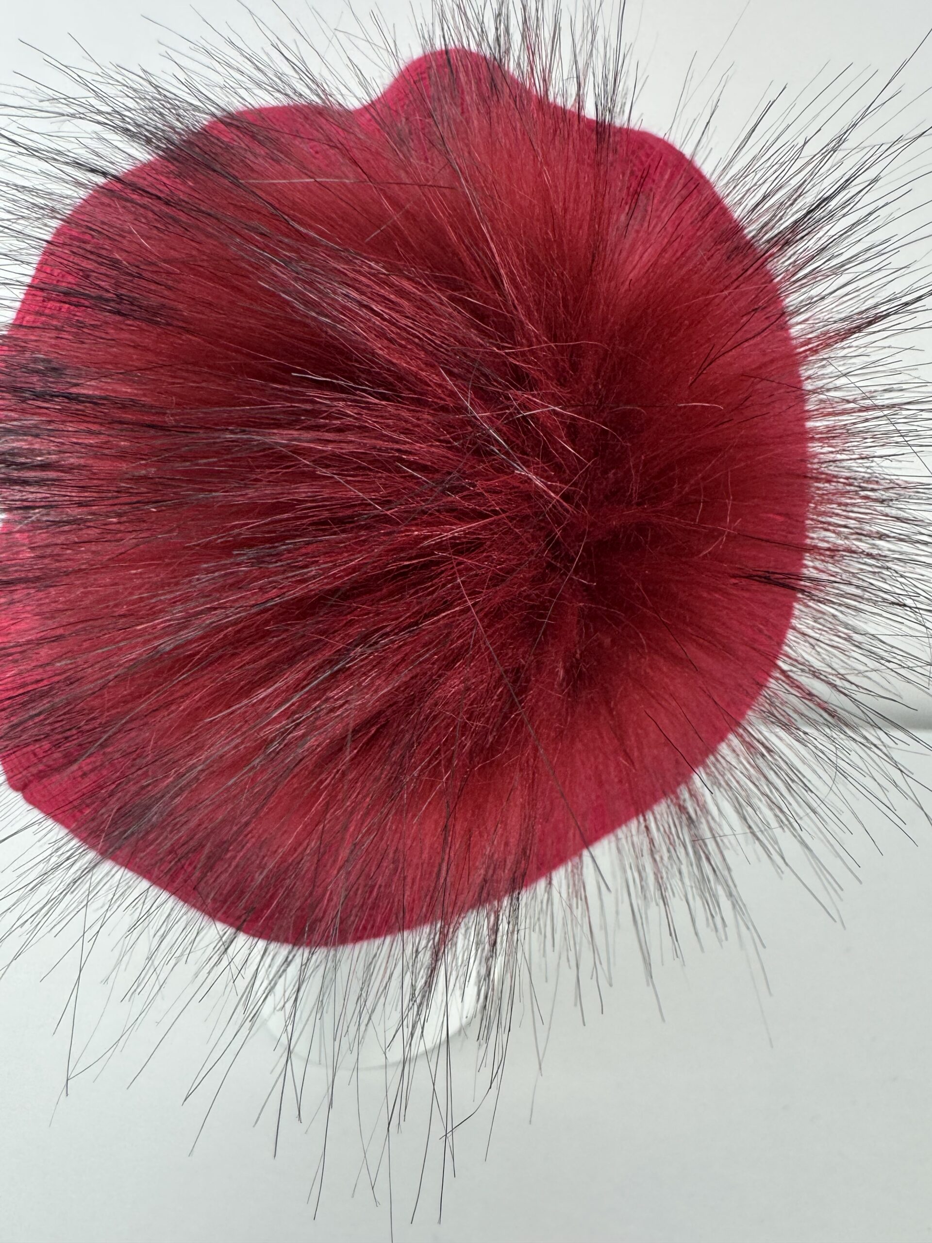Rabionek Wool Beret With Pom Pom In Red - Image 5