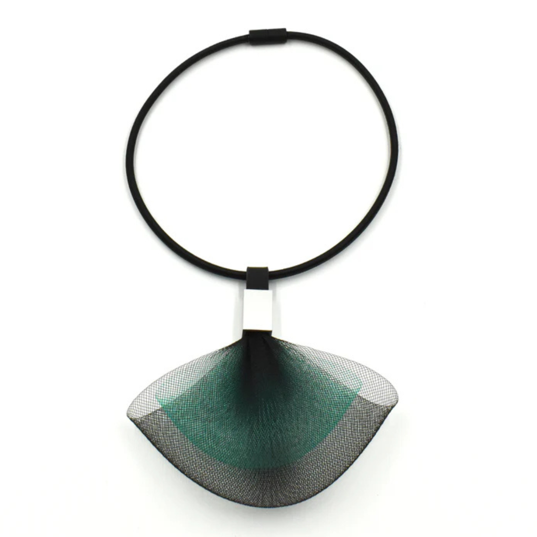 Christina Brampti Necklace K2433 Short Rubber and Net in Green