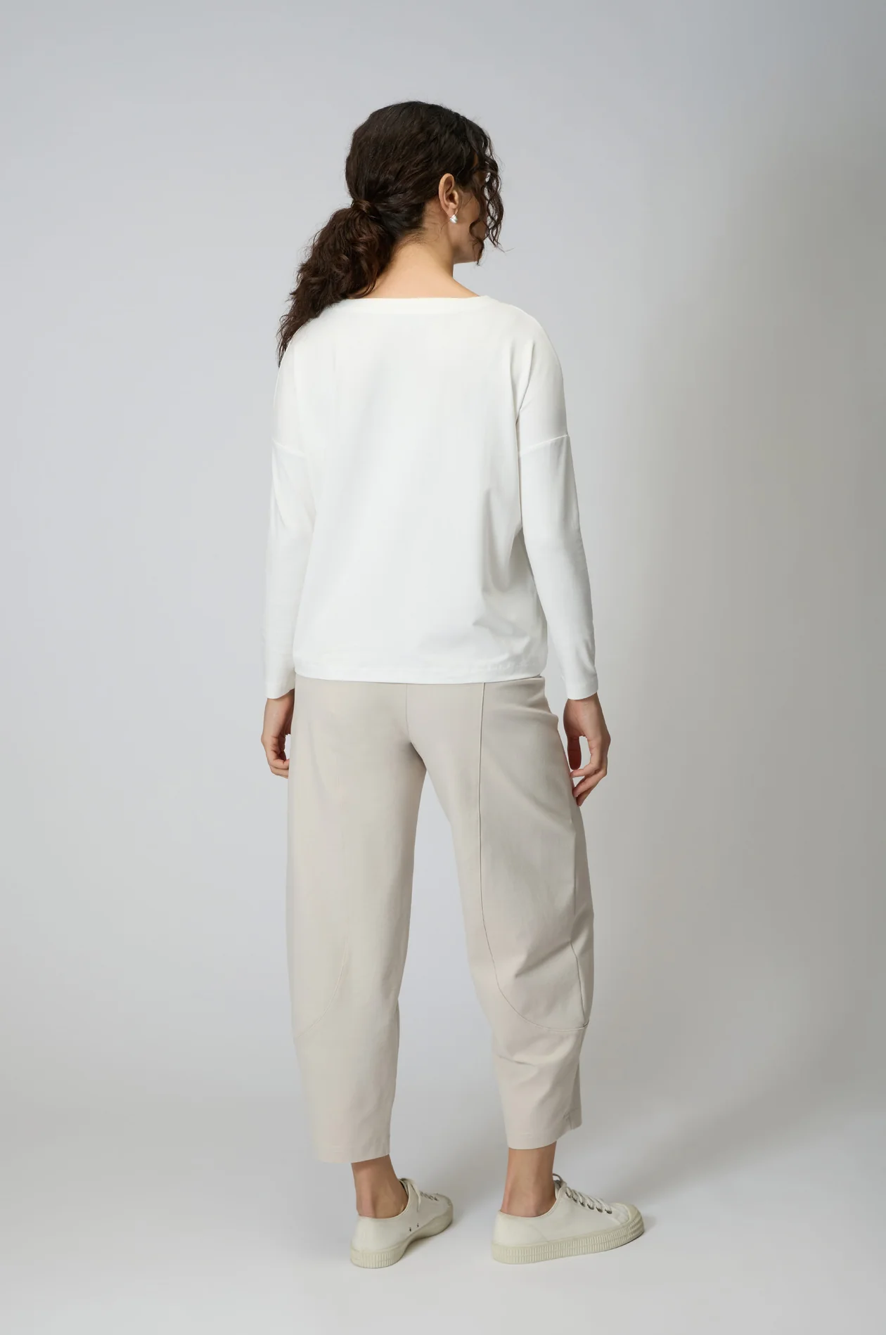 Sahara Ecru Viscose Jersey V Neck Top - Image 5