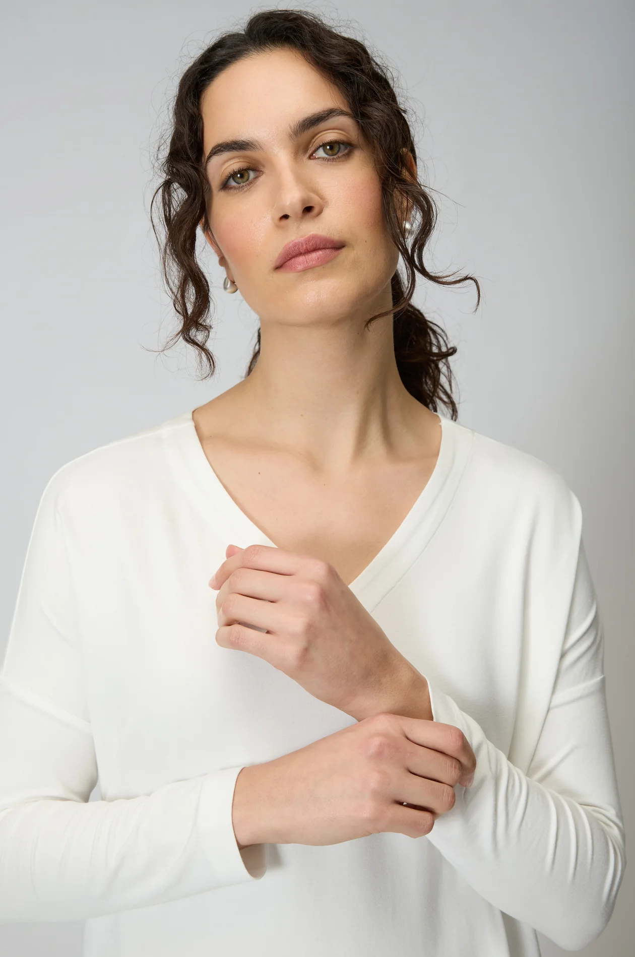 Sahara Ecru Viscose Jersey V Neck Top - Image 3
