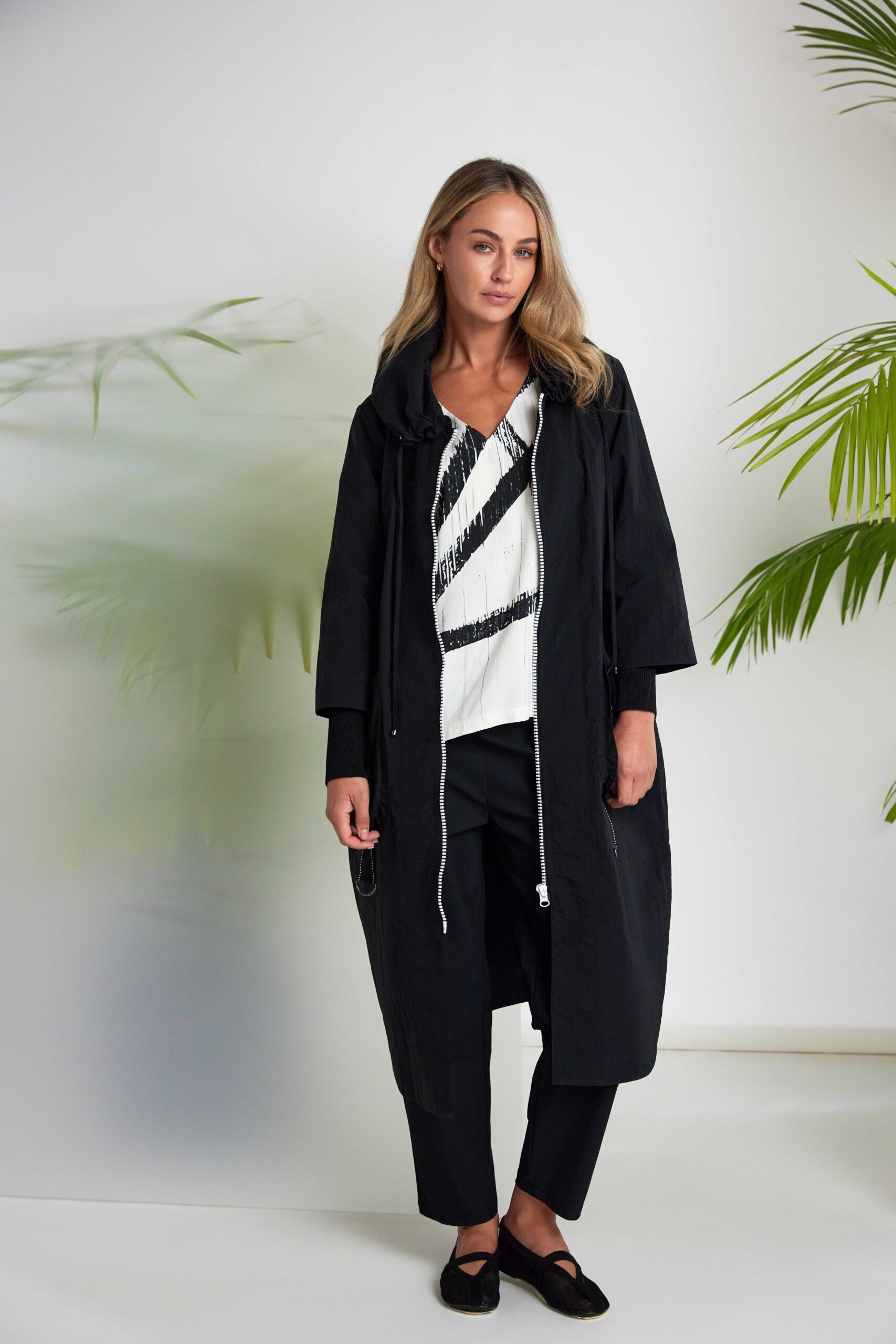 Naya Hooded Coat With D Ring Pockets In Black - Image 2