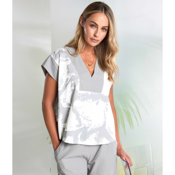 Naya Graphic Print V Neck Top In Grey And White