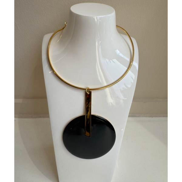 Sonata Short Necklace With Disc In Black