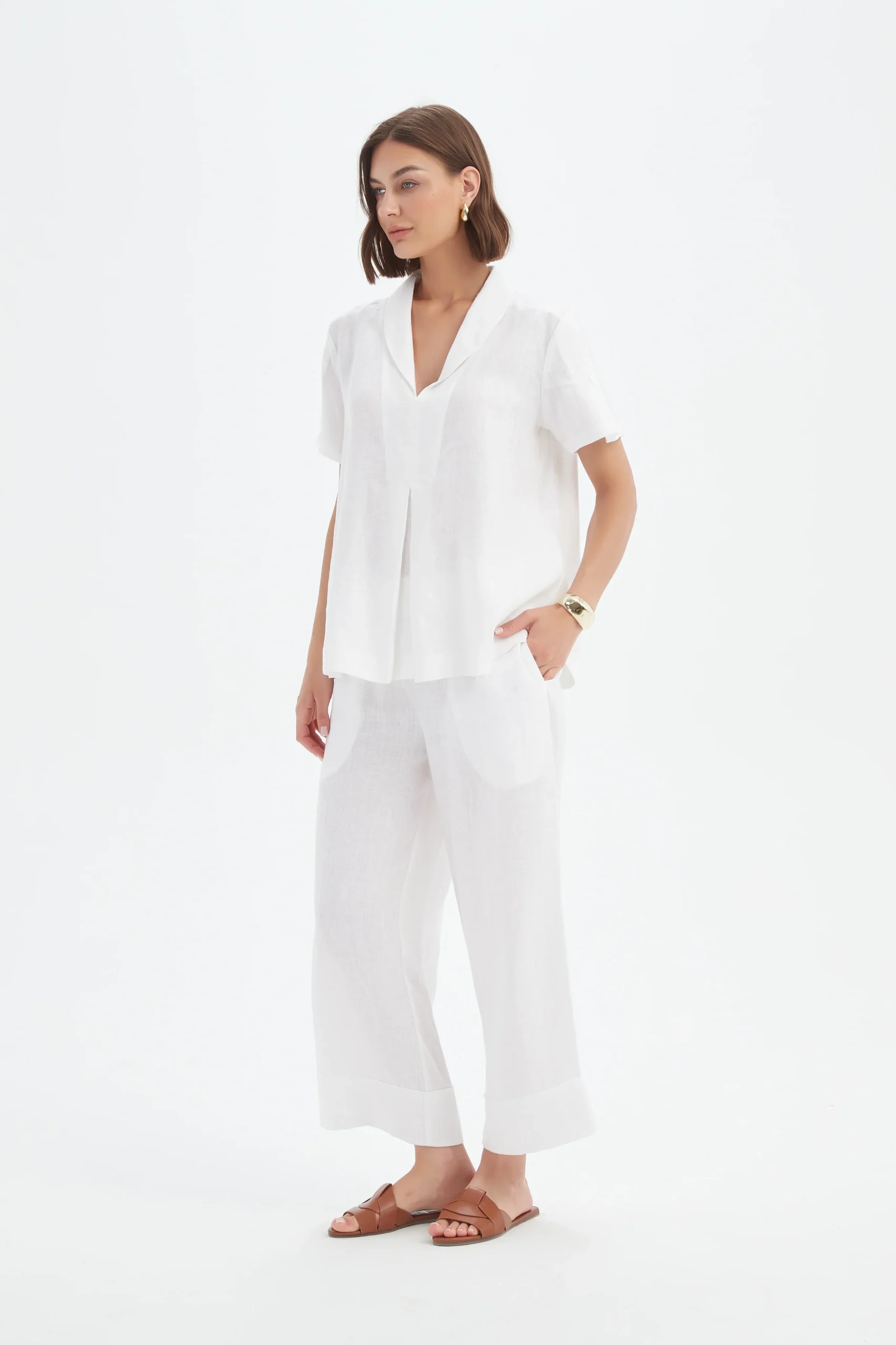 Tirelli Shawl Collar Pleat Linen Top In White - Image 3
