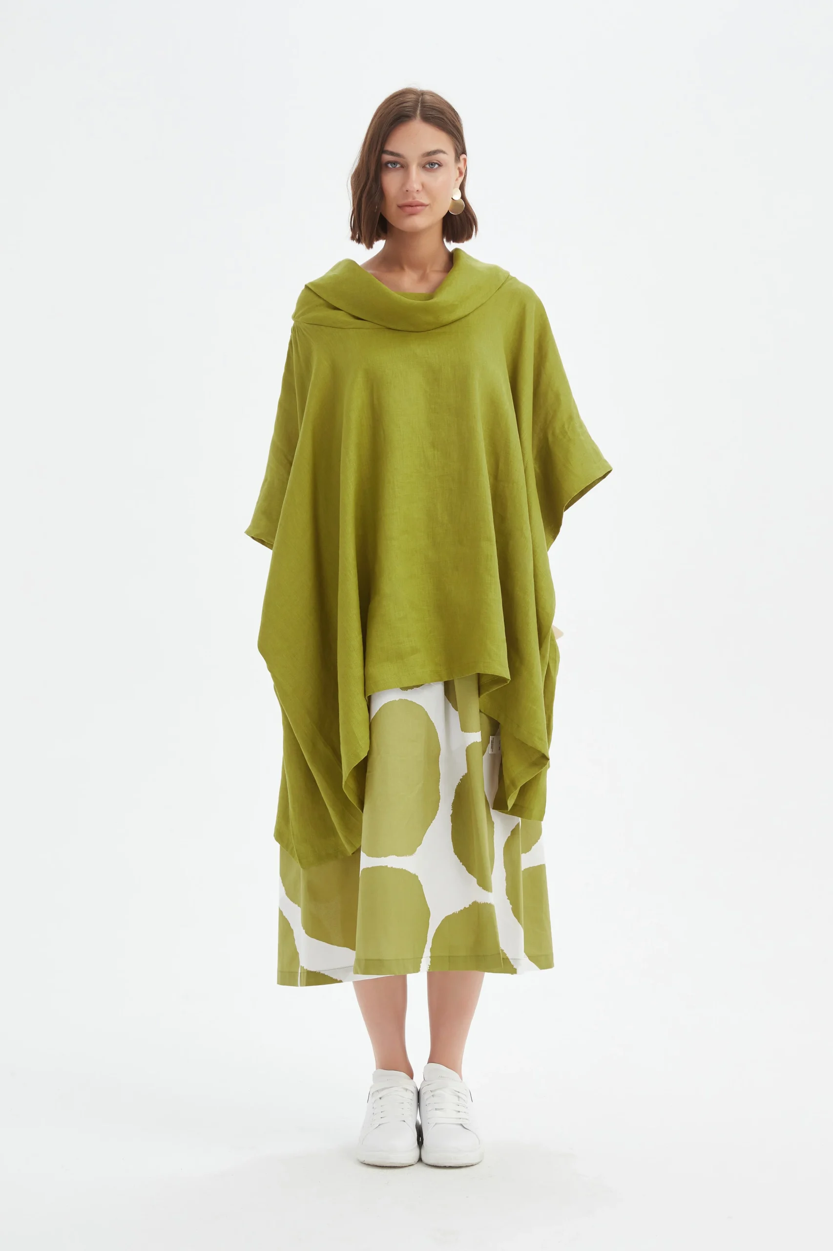 Tirelli Oversized Linen Poncho In Chartreuse Green - Image 4