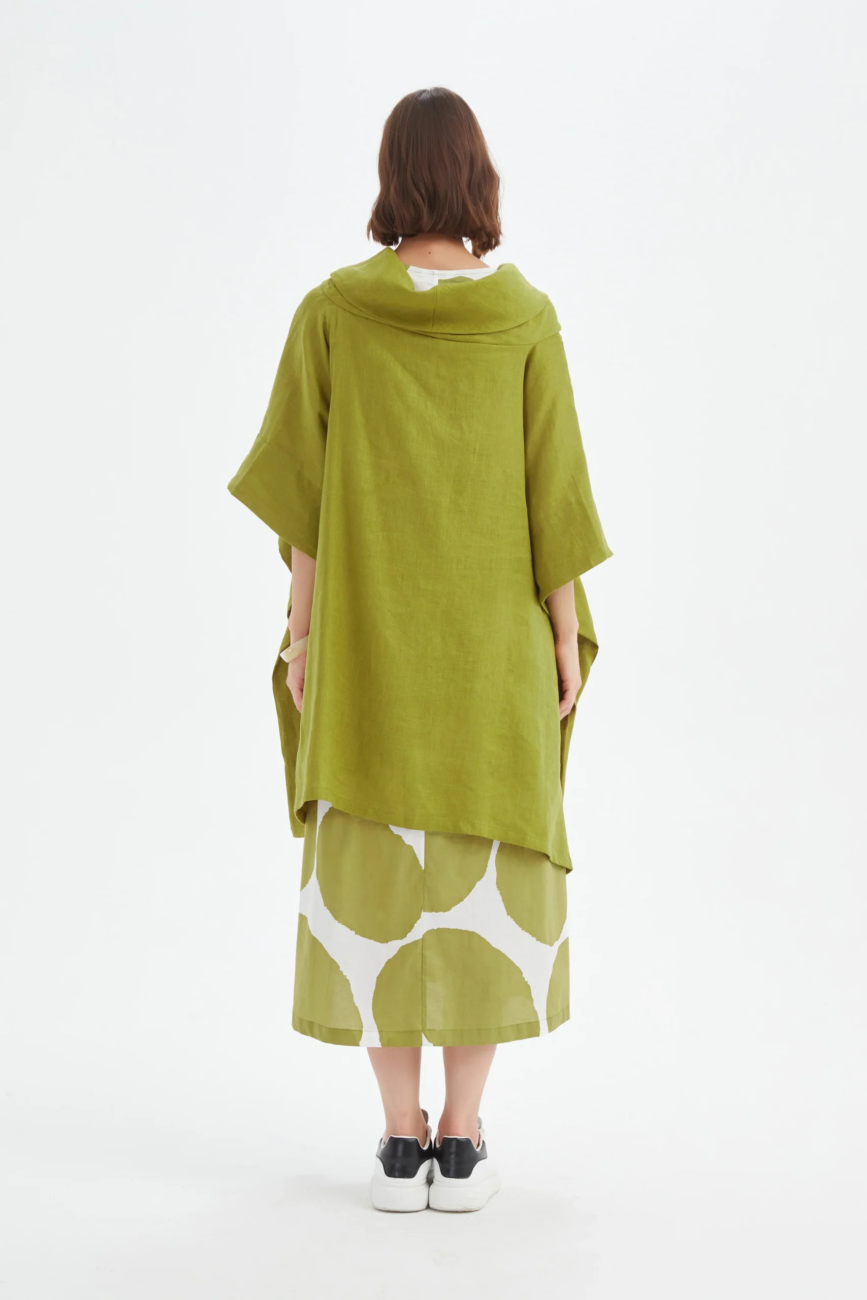 Tirelli Oversized Linen Poncho In Chartreuse Green - Image 5