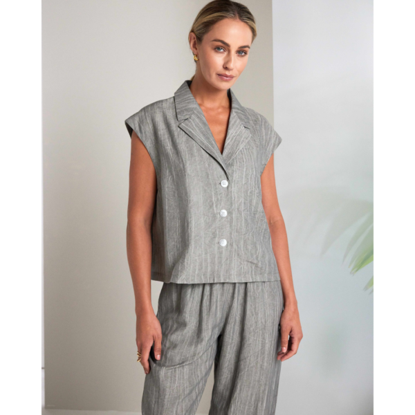 Naya Crinkle Oil Wash Waistcoat