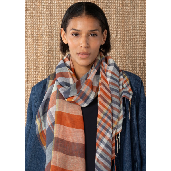 Oska Scarf 613 In Dew Check